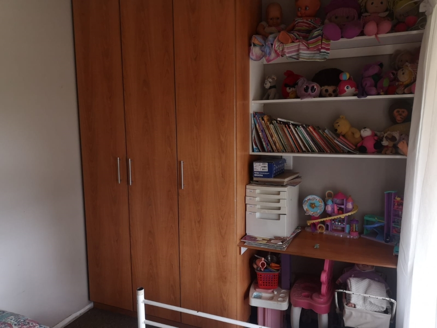 5 Bedroom Property for Sale in Despatch Central Eastern Cape